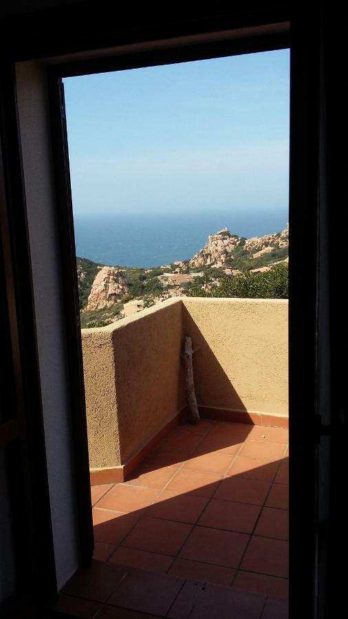 Domus De Janas Villa คอสตาพาราดีโซ ภายนอก รูปภาพ
