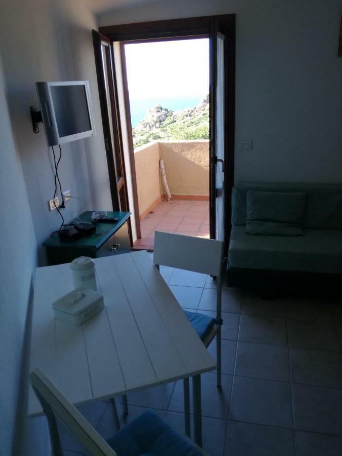 Domus De Janas Villa คอสตาพาราดีโซ ภายนอก รูปภาพ