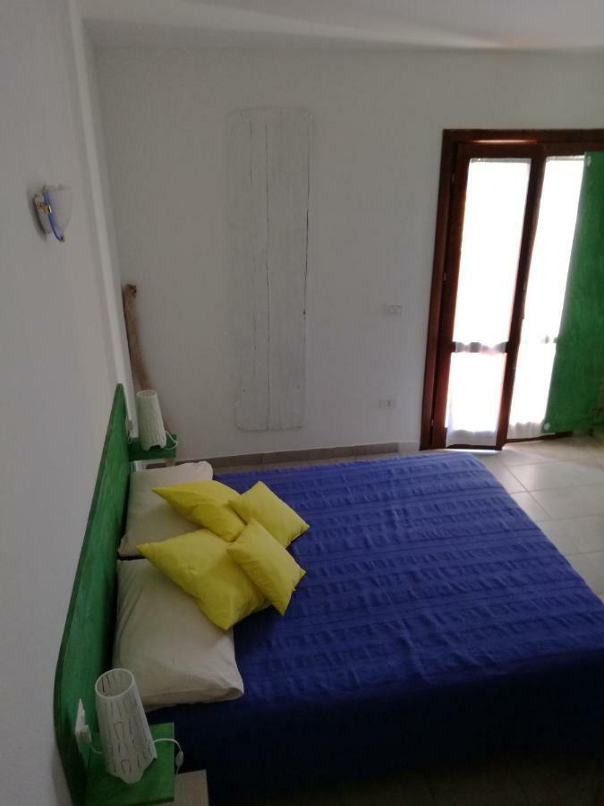 Domus De Janas Villa คอสตาพาราดีโซ ภายนอก รูปภาพ